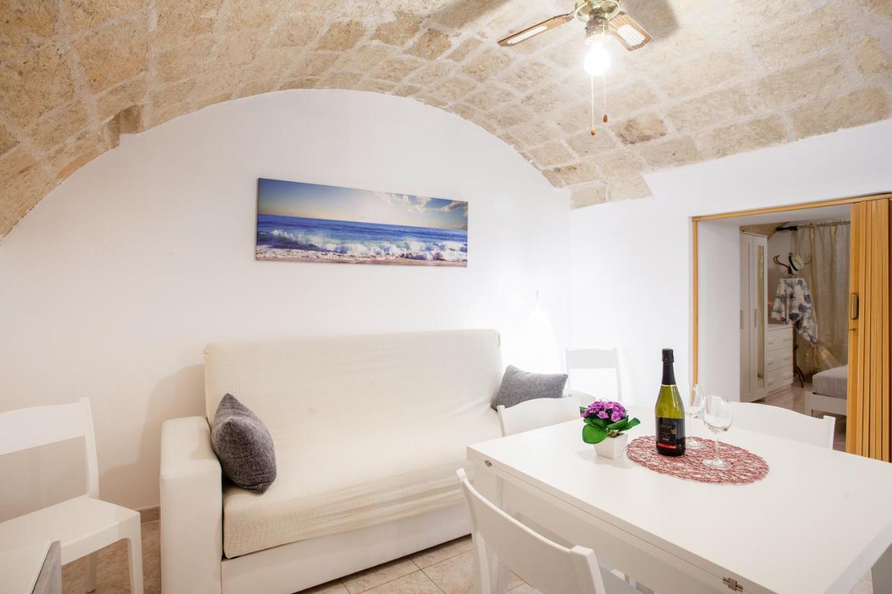 Monopoli Heartbeat - Apartment 200M From Sea Exterior foto