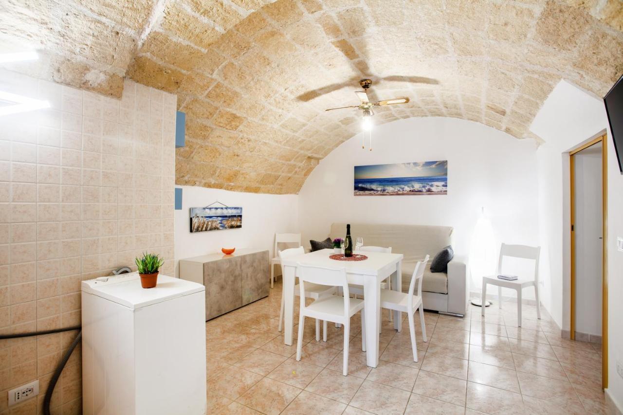 Monopoli Heartbeat - Apartment 200M From Sea Exterior foto